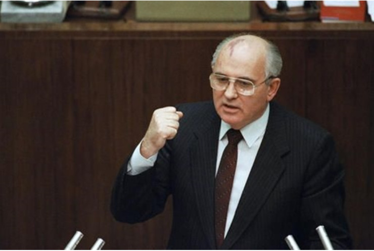 Μιχαήλ Γκορμπατσόφ: Λησμονημένος στη χώρα του, ήρωας στο εξωτερικό - Ο τελευταίος σοβιετικός ηγέτης