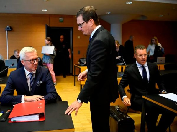 Φινλανδία: Τρεις δημοσιογράφοι δικάζονται επειδή δημοσίευσαν απόρρητα αμυντικά μυστικά