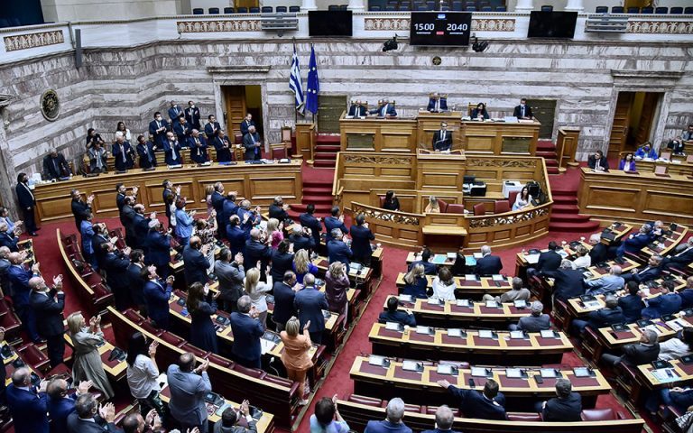 Βουλή: Ψηφίστηκε η εξεταστική για τις παρακολουθήσεις από το 2016 – Με 142 «ναι», «παρών» από τη ΝΔ