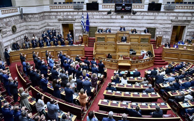 Βουλή: Ψηφίστηκε η εξεταστική για τις παρακολουθήσεις από το 2016 - Με 142 «ναι», «παρών» από τη ΝΔ