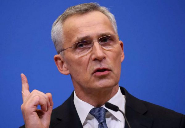 Στόλτενμπεργκ: «Δεν υπάρχει λόγος να αντιδράτε έτσι με την επίσκεψη Πελόζι»