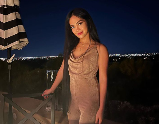 Έγινε πλούσια από το OnlyFans χωρίς… να ανεβάσει ούτε μια γυμνή φωτογραφία – Πώς το κατάφερε