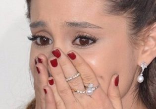 Αριάνα Γκράντε: Φανς κατηγορούν το Nickelodeon ότι την «σεξουαλικοποίησε» στα 16 της