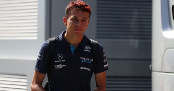 Ανανέωσε ο Άλμπον στη Williams