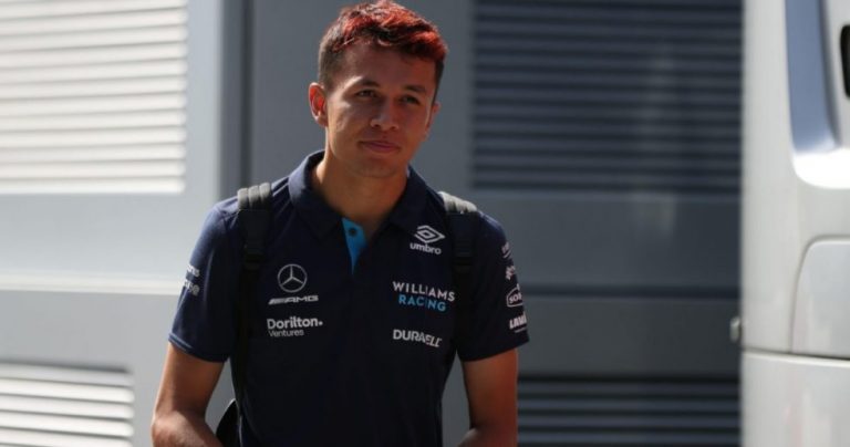 Ανανέωσε ο Άλμπον στη Williams