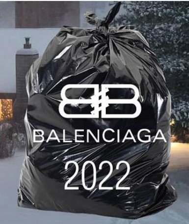 Η νέα τσάντα του οίκου Balenciaga μοιάζει με σακούλα σκουπιδιών και είναι πανάκριβη