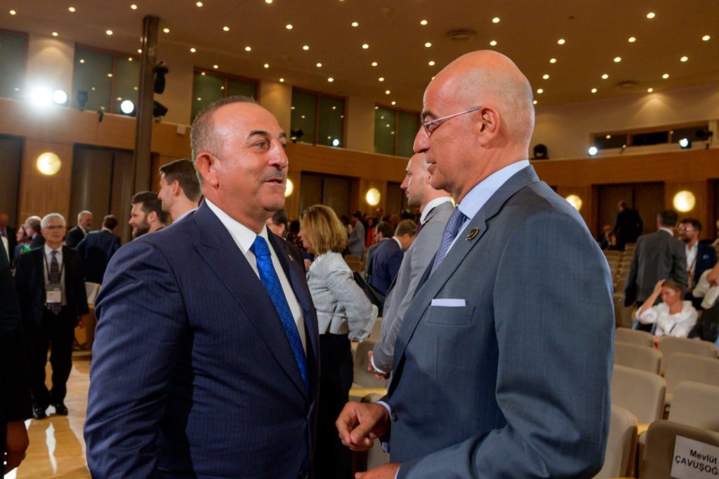 Νίκος Δένδιας: Είχε σύντομο χαιρετισμό με τον Τσαβούσογλου