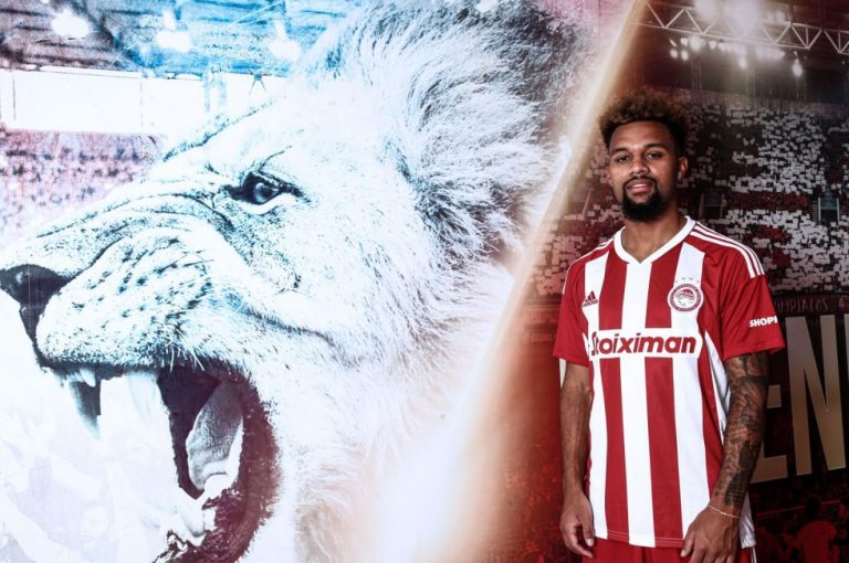 Τα πρώτα «κλικ» του Ντε Λα Φουέντε με τα «ερυθρόλευκα»