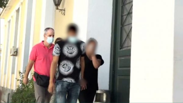 Χαλάνδρι: Στον ανακριτή οι γονείς της 8χρονης που πέθανε από θερμοπληξία