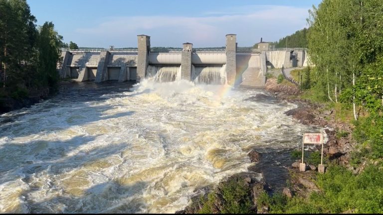 Φινλανδία: Υποδέχονται του Ρώσους τουρίστες με τον εθνικό ύμνο της Ουκρανίας