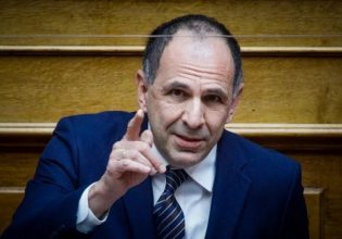 Βουλή: Καυγάς Τσίπρα – Γεραπετρίτη για τις υποκλοπές