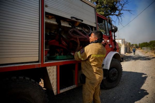 Φωτιές: Δύο νέες εστίες σε Ηράκλειο και Ρέθυμνο
