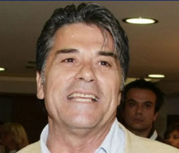 Ο Πάνος Μιχαλόπουλος και οι λόγοι που εξαφανίστηκε από τον καλλιτεχνικό χώρο