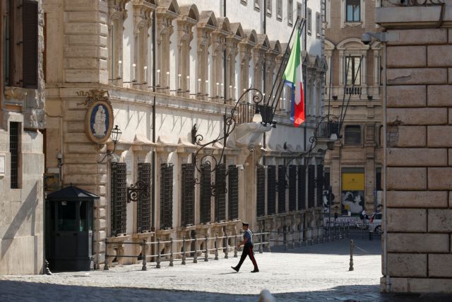 Ιταλία: Η κεντροδεξιά απόλυτο «φαβορί» των βουλευτικών εκλογών