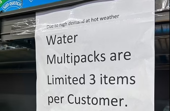 Ξηρασία στη Βρετανία: Νερό με το δελτίο - Πανικός στα σούπερ μάρκετ