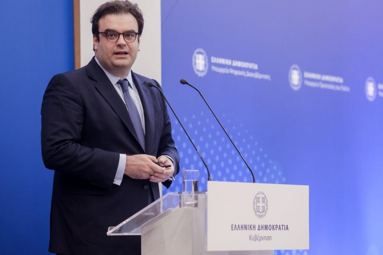 Πιερρακάκης – Τσιάρας: Η απάντηση στην «λανθασμένη» ερώτηση του ΠΑΣΟΚ – ΚΙΝΑΛ