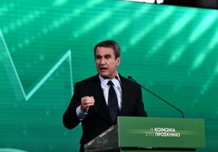 Υπόθεση Νovartis: Ομόφωνη απαλλαγή Λοβέρδου από την κατηγορία της δωροληψίας