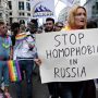 Ρωσία: Οικογένεια ομοφυλόφιλων εγκατέλειψε τη Ρωσία μετά τις απειλές που δέχθηκε