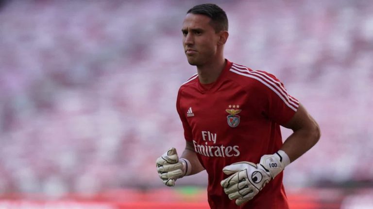 Ο Άγιαξ είναι το απόλυτο φαβορί για την απόκτηση του Βλαχοδήμου