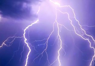 Φλόριντα: Κεραυνός σκότωσε μητέρα που περίμενε να πάρει το παιδί της από το σχολείο