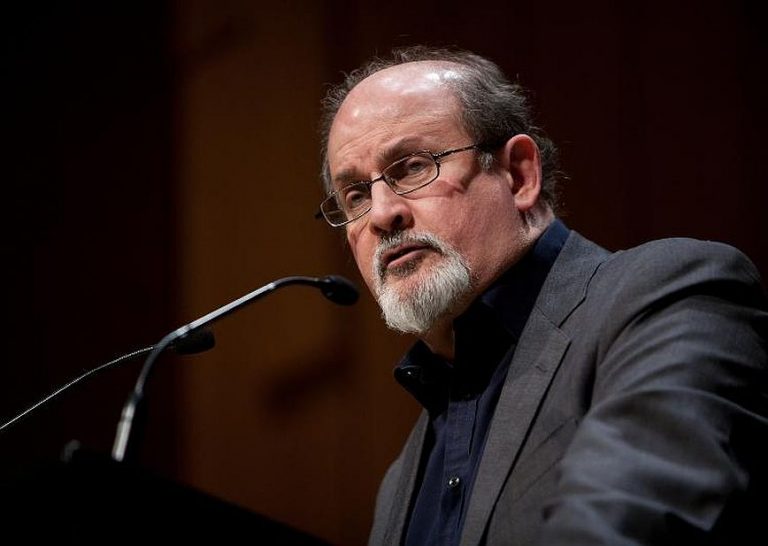 Θαυμαστής του Αγιατολάχ Χομεϊνί ο συλληφθείς για την απόπειρα δολοφονίας του Ρούσντι