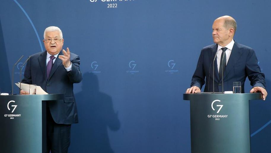 Πώς έπρεπε να αντιδράσει o Σολτς στις δηλώσεις Αμπάς;