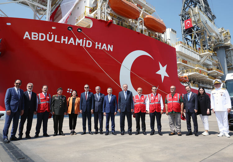Ερντογάν: Όλα θ' αλλάξουν όταν το «Αμπντουλχαμίντ Χαν» βρει φυσικό αέριο και πετρέλαιο