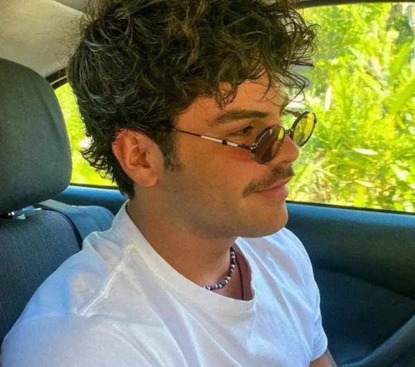 Άγγελος Λάτσιος: Στην Άνδρο με την Γαία Μερκούρη και τον Θοδωρή Μισόκαλο