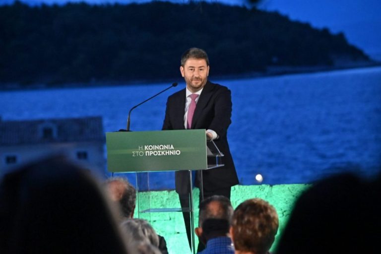 ΠΑΣΟΚ: Στον Καναδά για τον Δεκαπενταύγουστο ο Νίκος Ανδρουλάκης