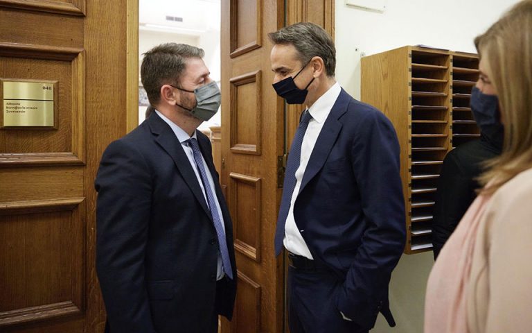 Υποκλοπές: Εριξε το γάντι στον Ανδρουλάκη ο πρωθυπουργός: Να πάει στα δικαστήρια