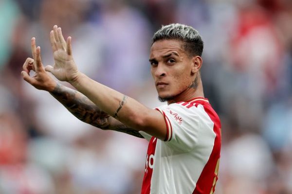 Ενεργοποιεί τη «βόμβα» Άντονι η Μάντσεστερ Γιουνάιτεντ – Στα 100 εκατομμύρια το deal!