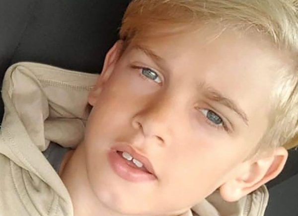 Βρετανία: Θλίψη – Αποσυνέδεσαν τον 12χρονο Άρτσι