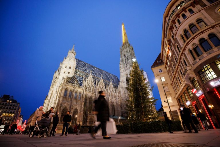 Αυστρία: Δεν θα φωταγωγηθεί φέτος τα Χριστούγεννα η ξακουστή κυκλική λεωφόρος περιμετρικά της Βιέννης