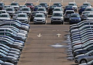 Αυτοκίνητα: Πέφτουν οι χρόνοι παράδοσης αλλά η αγορά ξεμένει από… αγοραστές