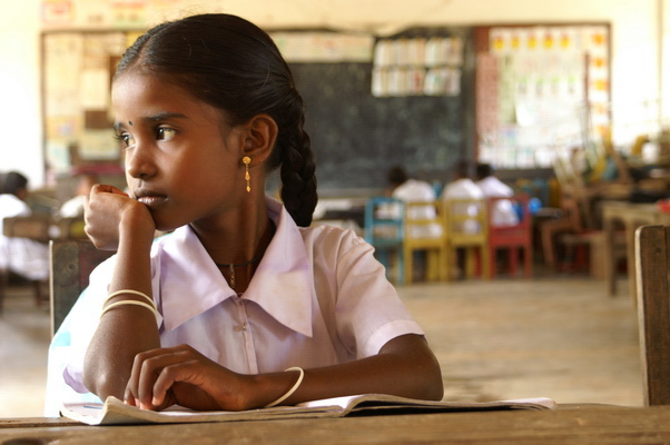 Σρι Λάνκα: «Τα παιδιά πάνε στο κρεβάτι πεινασμένα» χωρίς να ξέρουν αν θα ξαναφάνε