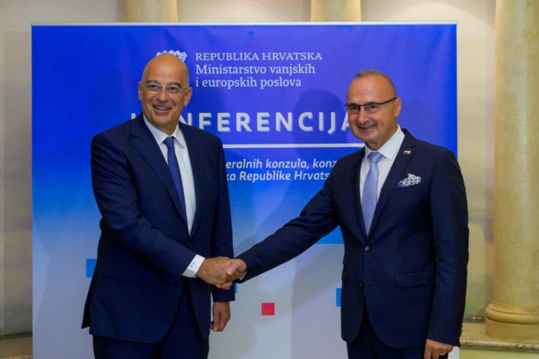 Στην Κροατία ο Νίκος Δένδιας