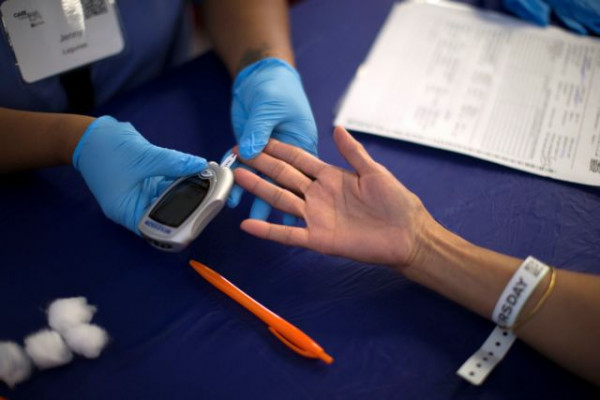 Πλεύρης: Οι ασθενείς με διαβήτη θα συνεχίσουν να εξυπηρετούνται αδιάλειπτα από τον ΕΟΠΥΥ