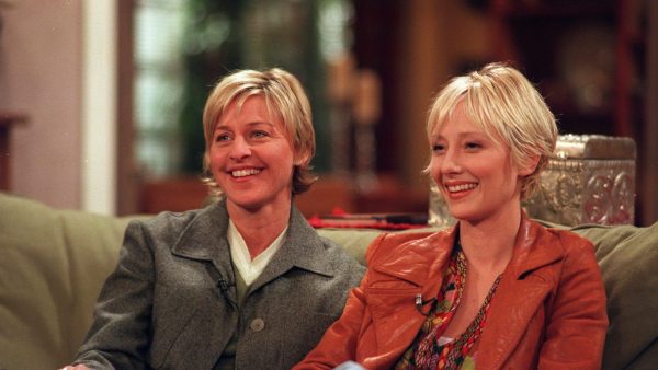 Αν Χεκ: Συνεχίζει να νοσηλεύεται μετά το τροχαίο – Η πρώτη αντίδραση της Έλεν Ντε Τζένερις