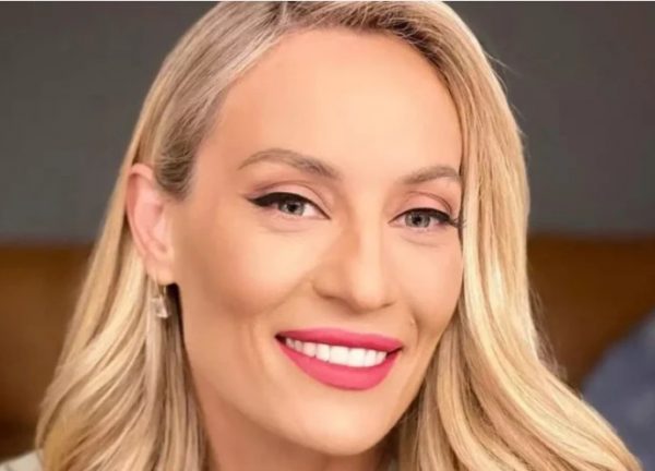 Ελεονώρα Μελέτη: Η τρυφερή φωτογραφία με τη μικρή Αλεξάνδρα στη θάλασσα