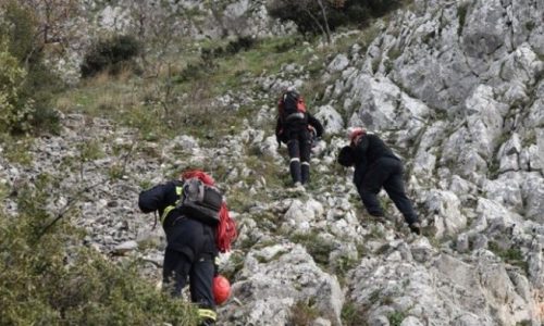 Δράμα: Τραγωδία με αθλητές στο όρος Φαλακρό - Άνδρας χωρίς τις αισθήσεις του μετά από χτύπημα κεραυνού