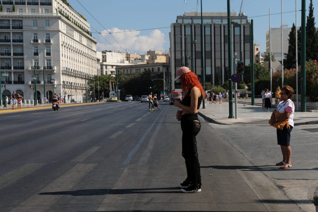 Αθήνα, μια πόλη-φάντασμα ενόψει Δεκαπενταύγουστου