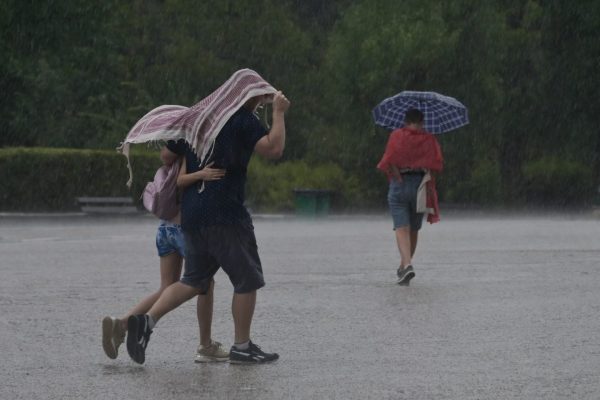 Κακοκαιρία: Οι μπόρες στην Αττική την Παρασκευή από τις κάμερες του Αστεροσκοπείου