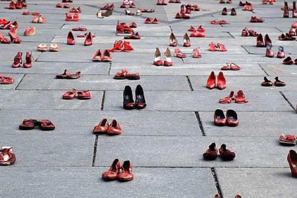 Γυναικοκτονίες: Ανησυχητικές οι διαστάσεις του φαινομένου – Συνεχώς αυξάνεται ο αριθμός των θυμάτων