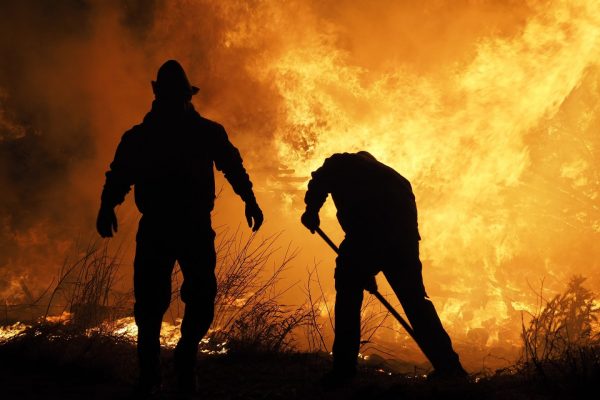 Αυξημένη η επικινδυνότητα πυρκαγιών στη Bόρεια, Aνατολική και Nότια Ελλάδα για το επόμενο τριήμερο