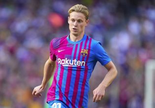 Δεν τα παρατάει για Ντε Γιόνγκ η Μάντσεστερ Γιουνάιτεντ