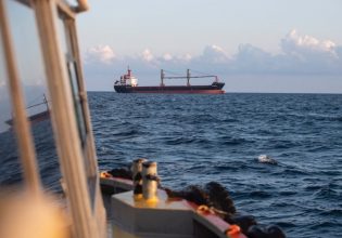 Ουκρανία: Το πρώτο μετά τη ρωσική εισβολή υπό ξένη σημαία πλοίο κατέπλευσε σε ουκρανικό λιμάνι