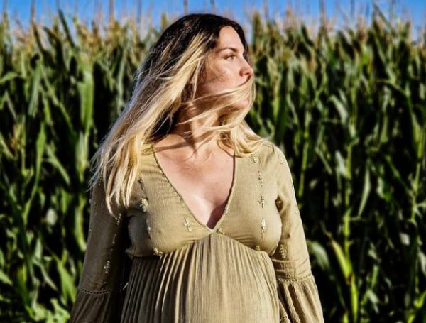 Μαντώ Γαστεράτου: Φωτογραφίζει τη νεογέννητη κόρη της και το Instagram «λιώνει»