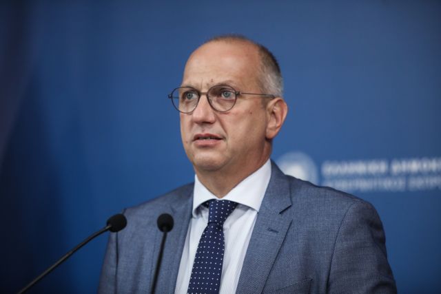 Δείτε live την ενημέρωση του κυβερνητικού εκπροσώπου Γιάννη Οικονόμου