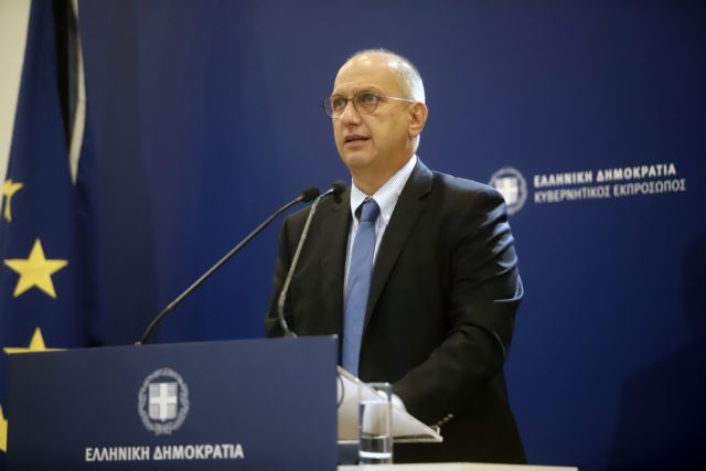 Δείτε live την ενημέρωση από τον Γ. Οικονόμου