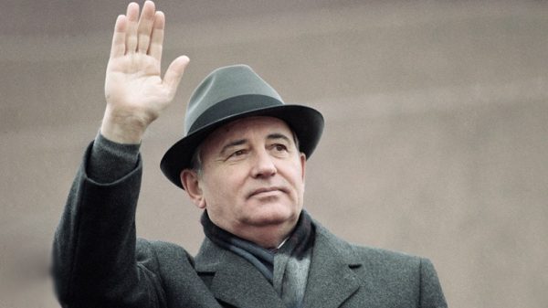 Μοναδικός, εμβληματικός, άνθρωπος της ειρήνης: Παγκόσμιοι ηγέτες αποχαιρετούν τον Μιχαήλ Γκορμπατσόφ